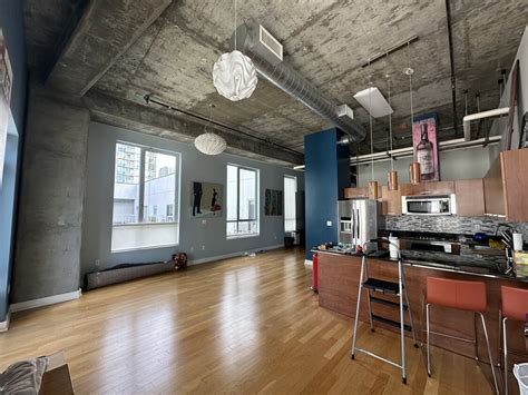 645 W 9th St APT 213, Los Angeles, CA 90015 .